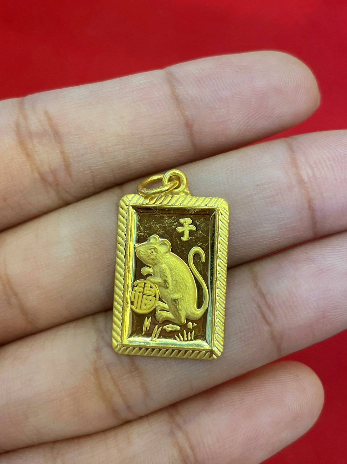 Rat Pendant, 23K Gold