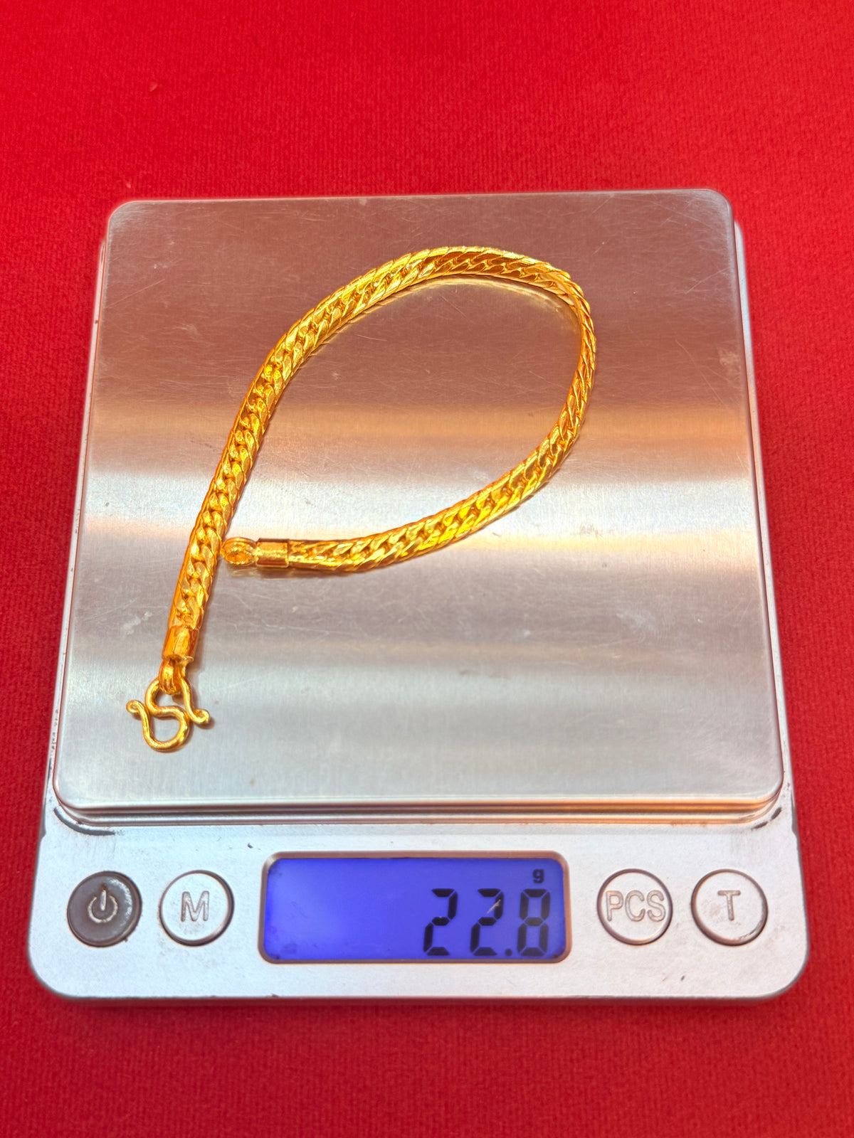 22.8g, 7.5”, Tight Cuban Bracelet, 23K Gold