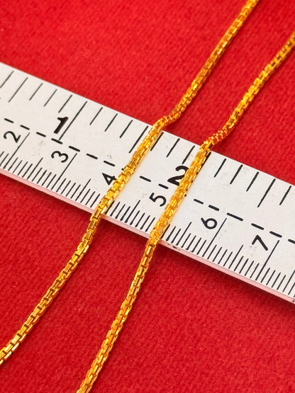 13.6g, 20”, Box Chain, 23K Gold