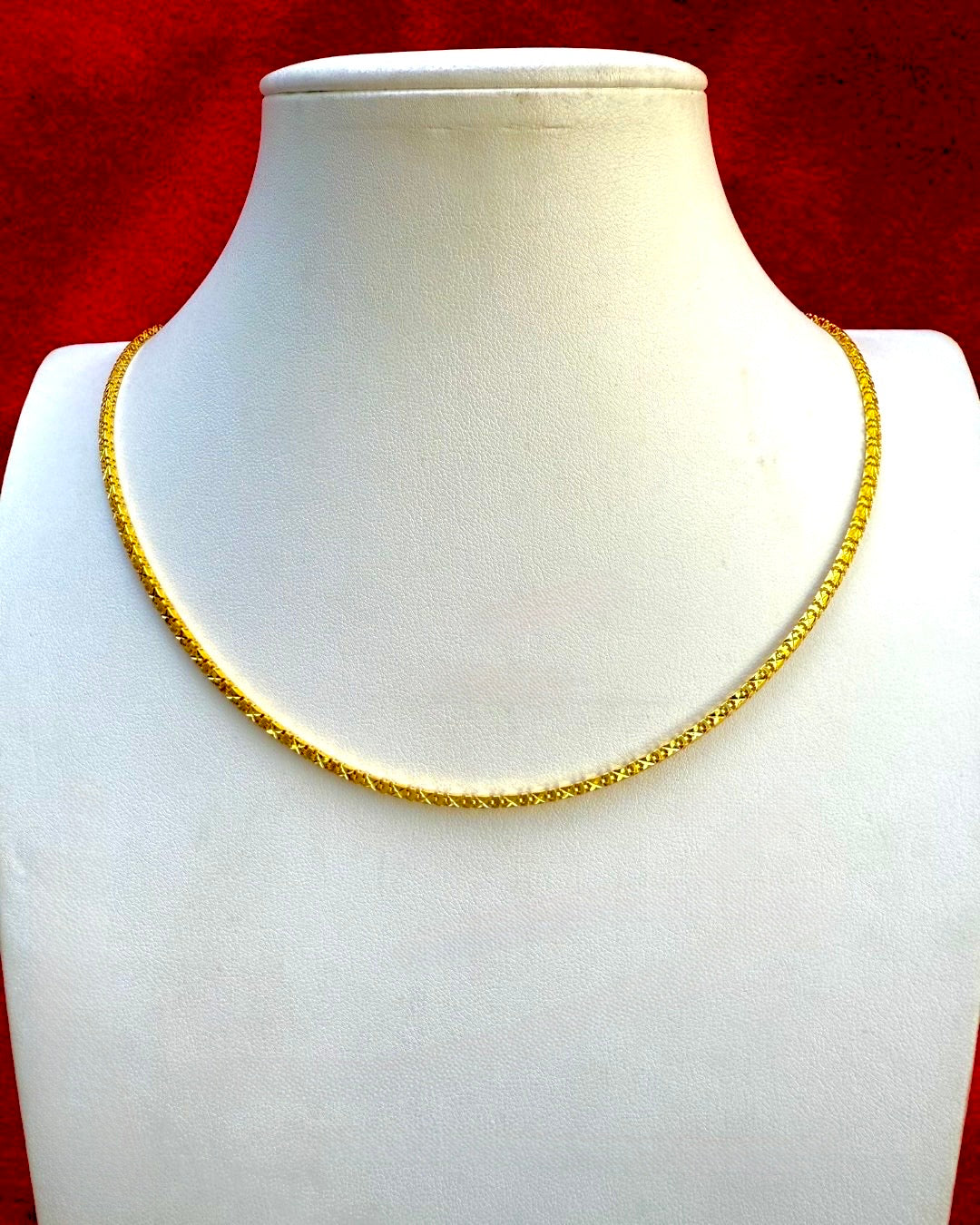 Diamond-Cut Box Link Chain, 23K Gold