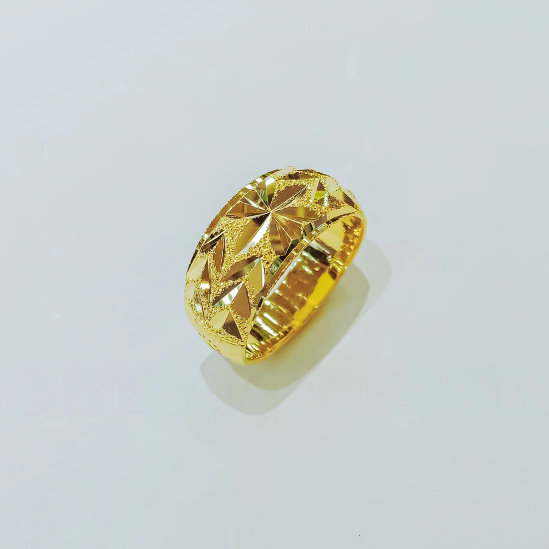 Floral Pattern Ring, 23K Gold