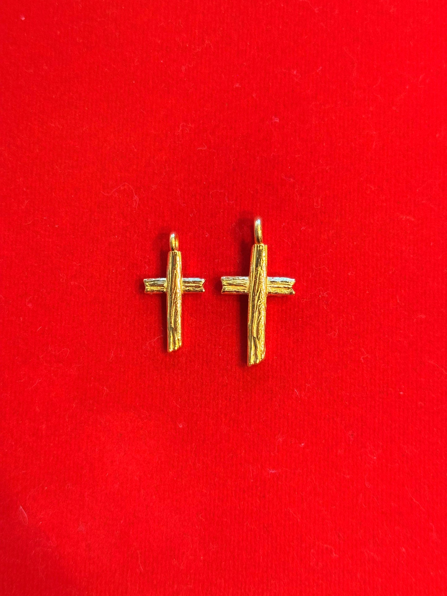 Bark Cross Pendant, 24K Gold