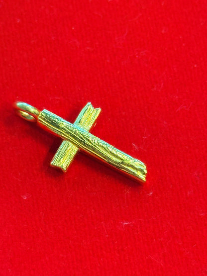 Bark Cross Pendant, 24K Gold