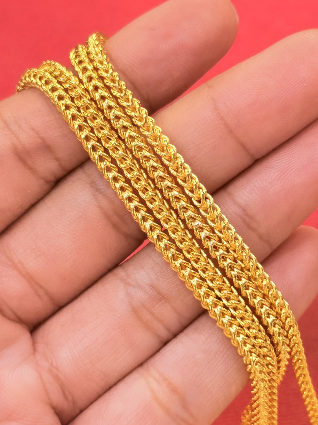 7.6g, 18", Classic Franco Chain, 23K Gold