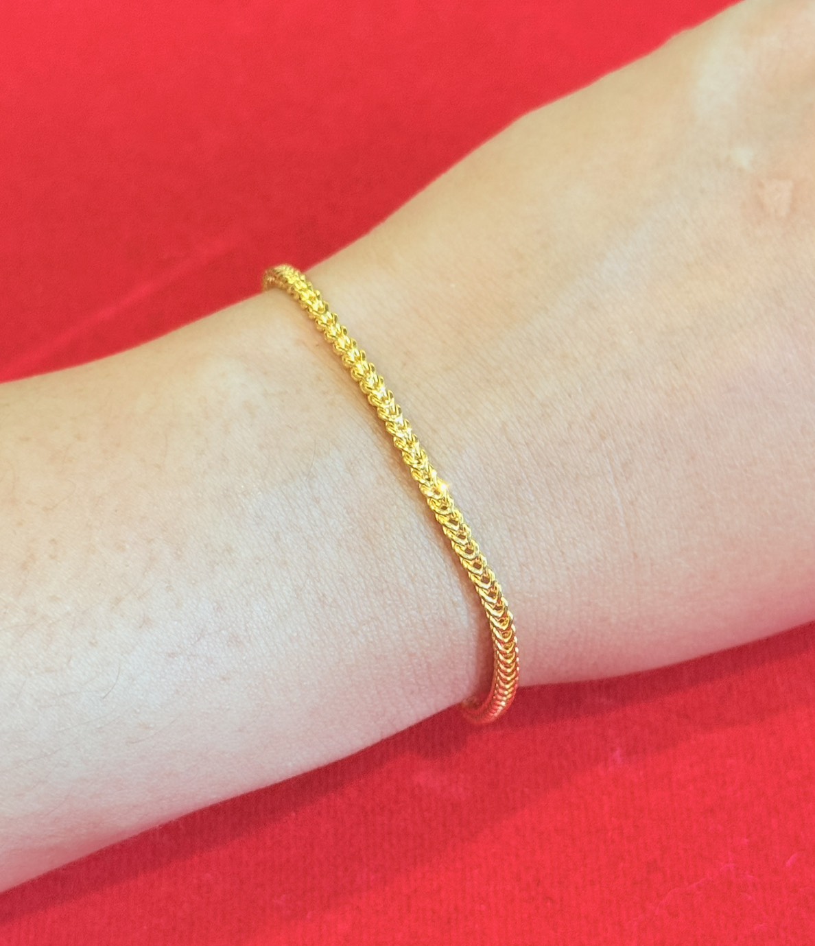 7.6g, 8", Classic Franco Bracelet, 23k Gold