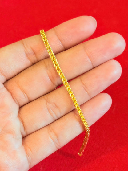 7.6g, 8", Classic Franco Bracelet, 23k Gold