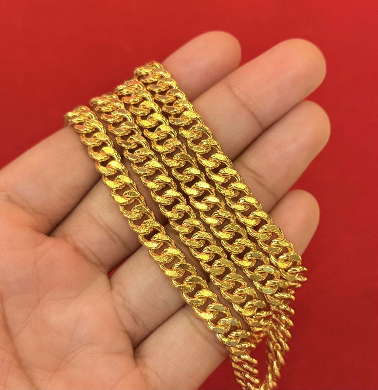 Miami Cuban Chain, 24k Gold