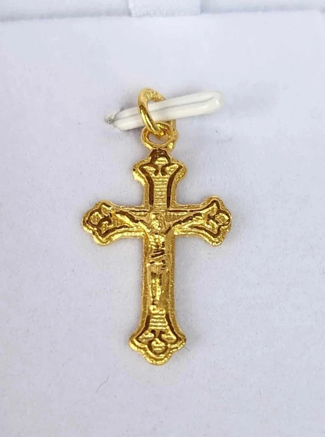 Crucifix Pendant, 23K Gold